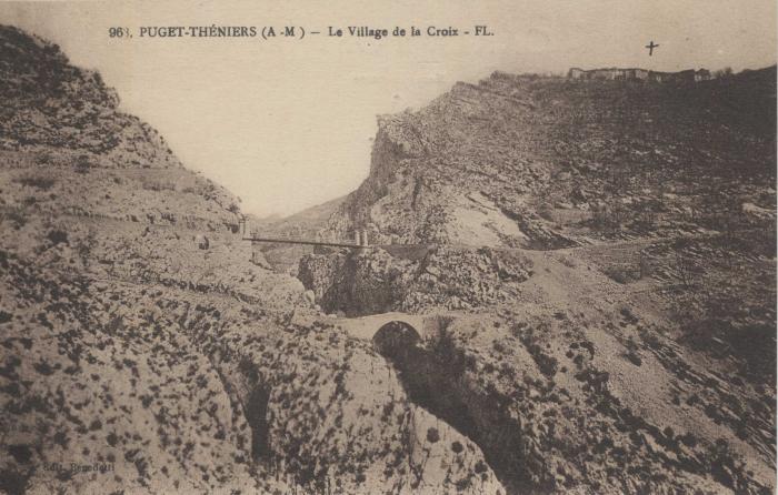 963 - PUGET-THENIERS (A -M) - Le village de la Croix FL